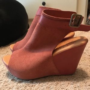 Kork-ease Berit wedge sandal size 7. Never worn!